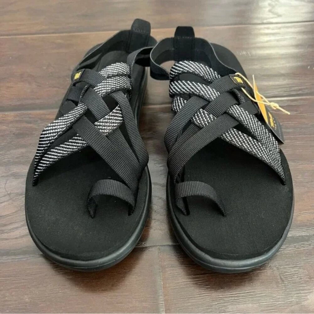 NWT Teva Women's Voya Strappy Sandals Black various sizes - Picture 2 of 8